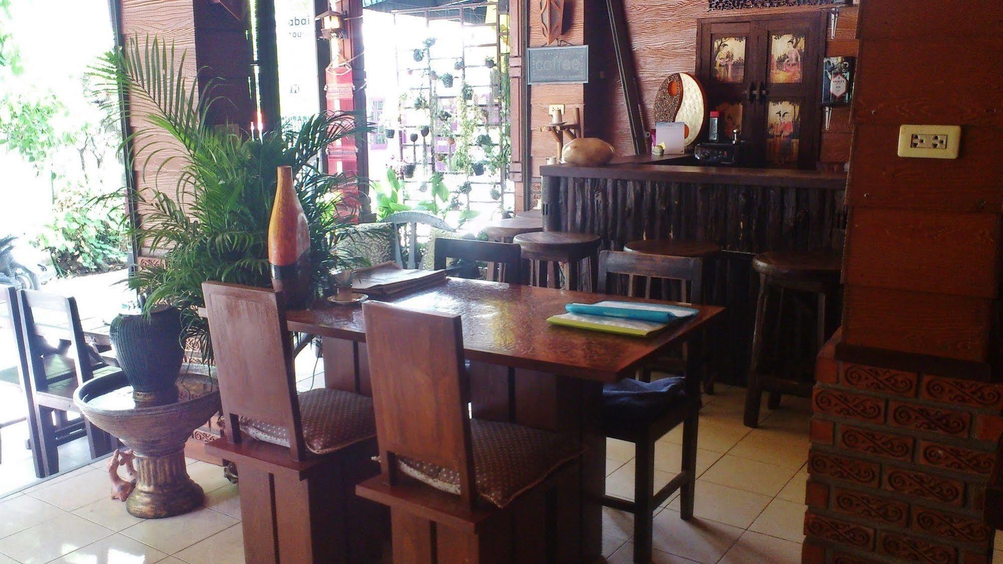 Soisabai Guesthouse 치앙마이 외부 사진